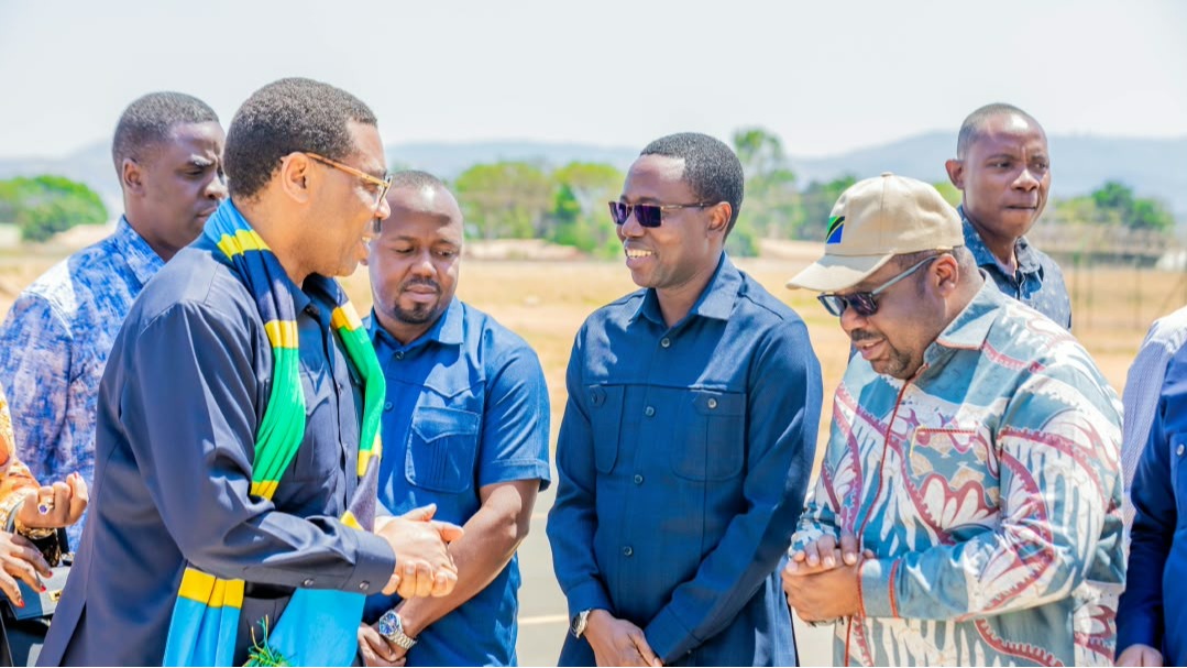 WAZIRI MKUU NCHEMBA ATEMBELEA MAONESHO YA WIKI YA VIJANA VIWANJA VYA NDUA